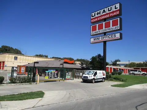 Self-Storage at U-Haul in San Antonio, TX