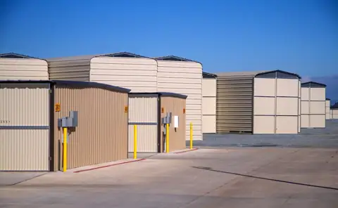 Derrel's Mini Storage in Clovis, CA