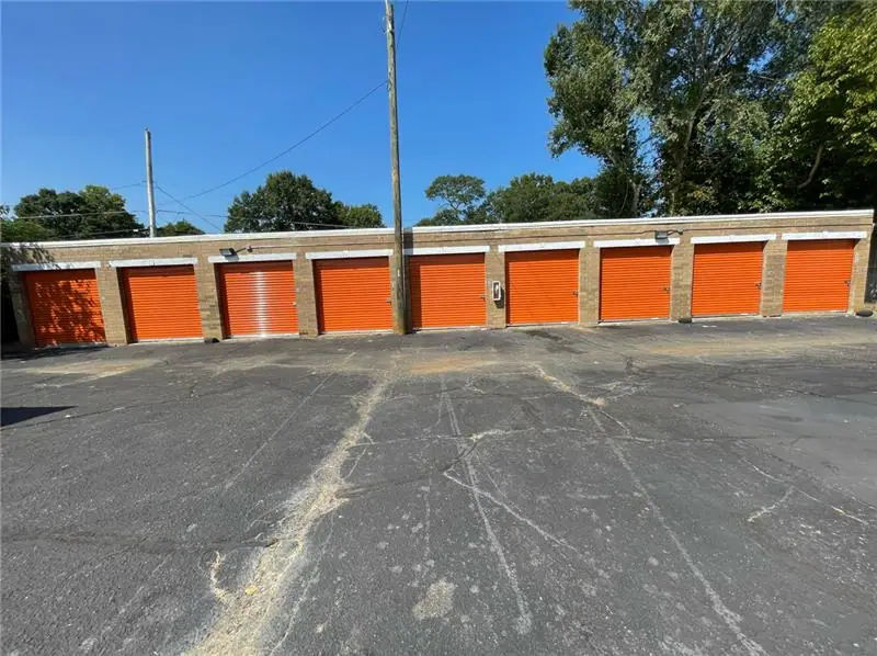 Mini Mall Storage - Shelby, RV storage in Shelby