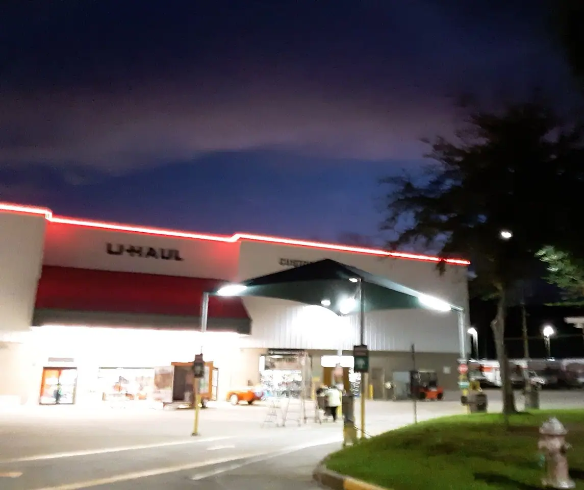 U-Haul Trailer Hitch Super Center of Ocoee, RV storage in Ocoee