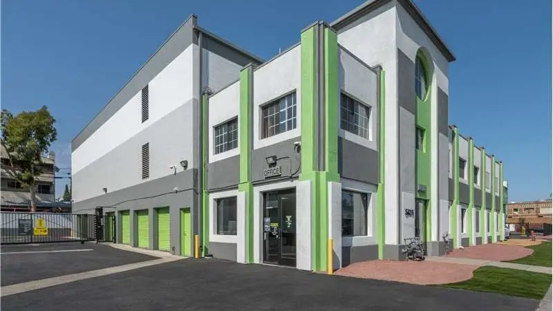 Extra Space Storage, RV storage in Los Angeles
