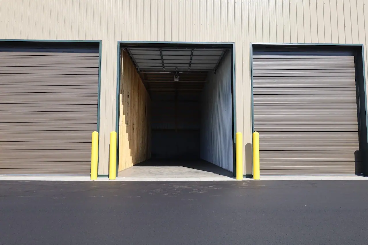 1611 Storage (for RVs, Boats, & more), RV storage in Eau Claire