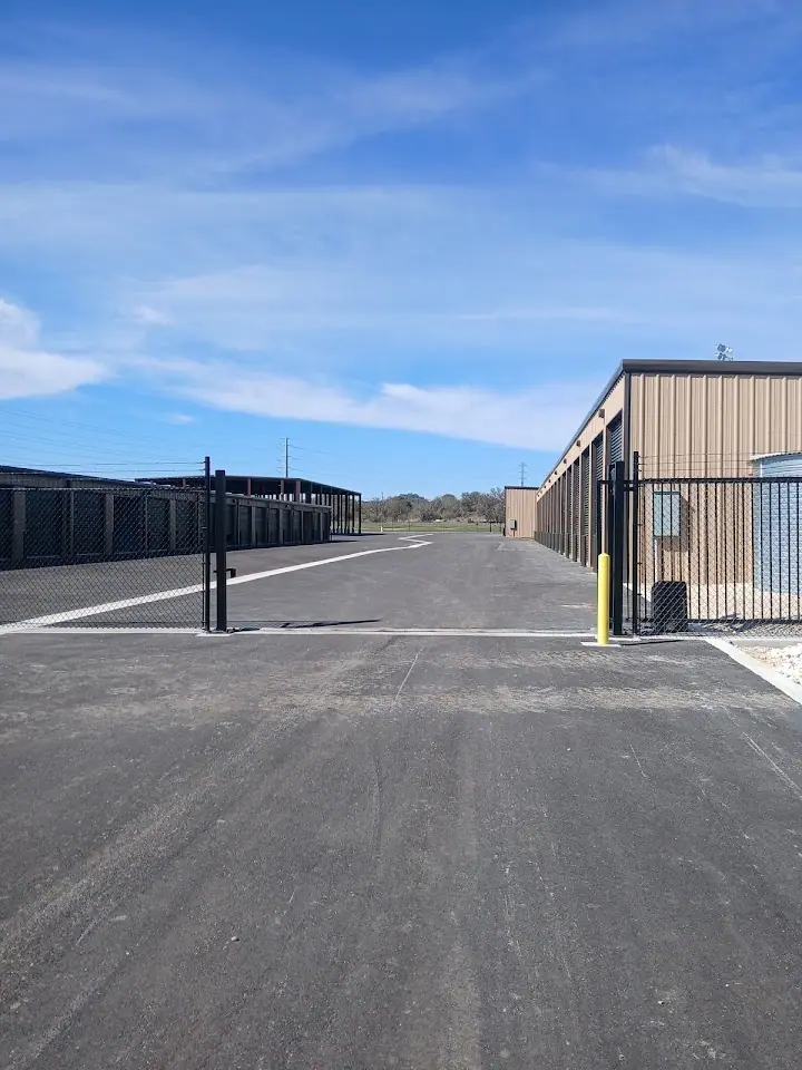 Self Storage Near Me - Center Point, RV storage in Center Point