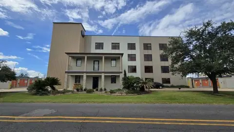 Extra Space Storage in Laplace, LA