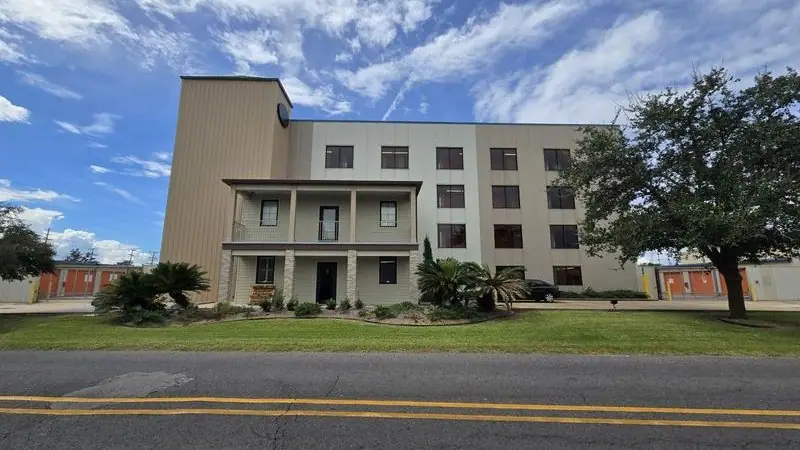 Extra Space Storage, RV storage in Laplace