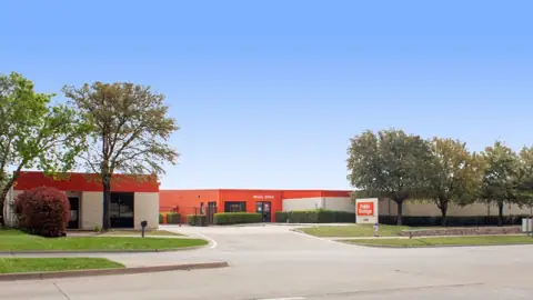 Public Storage in Carrollton, TX