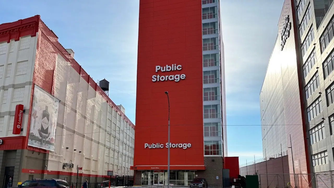 Public Storage, RV storage in Long Island City
