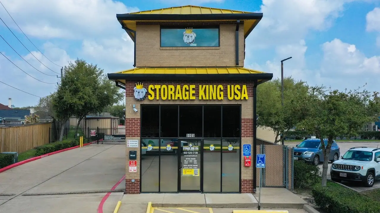 Storage King USA, RV storage in Houston