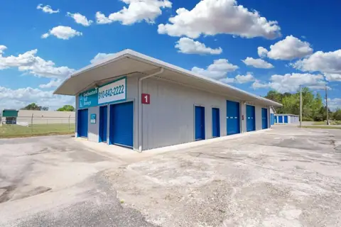 Southeastern Self Storage - Lake Waccamaw in Lake Waccamaw, NC
