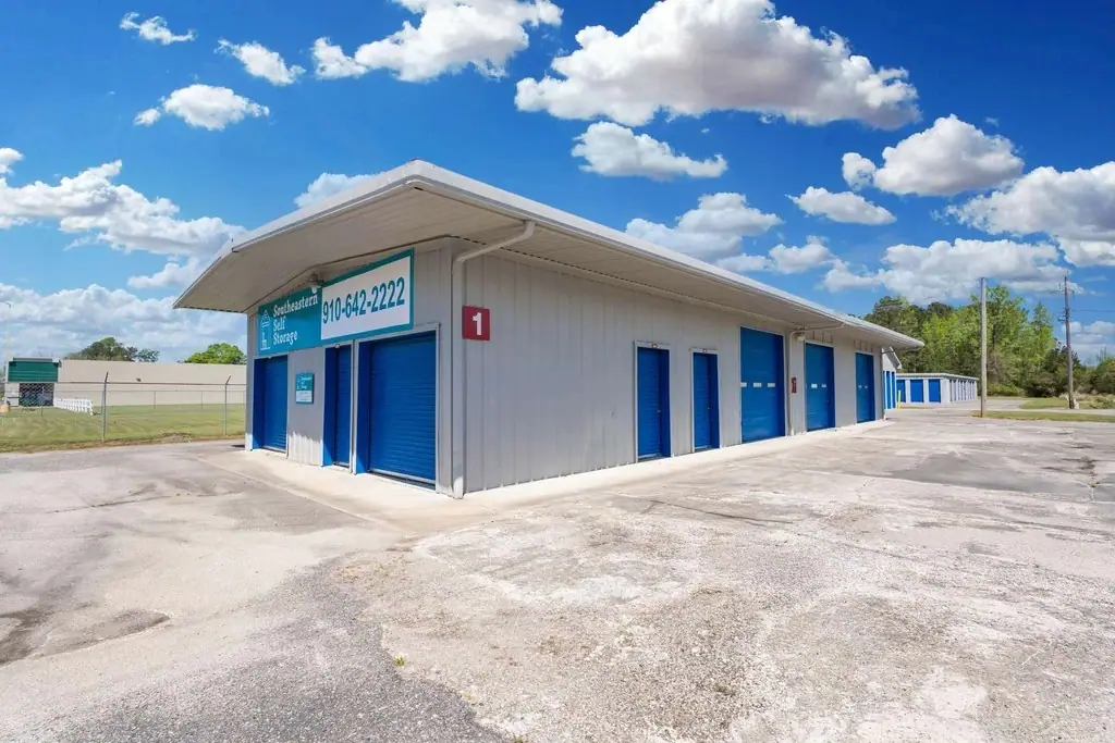 Southeastern Self Storage - Lake Waccamaw, RV storage in Lake Waccamaw
