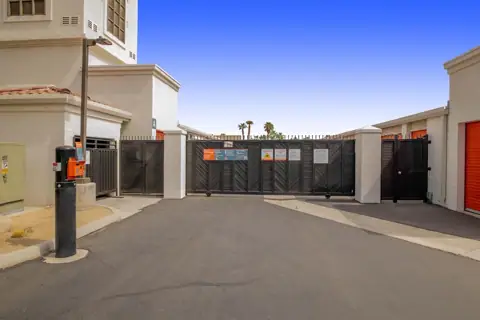 Public Storage photo 3