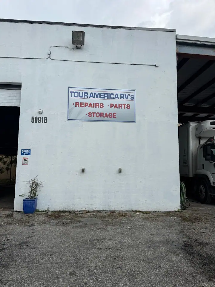 Tour America RV's Inc., RV storage in Doral