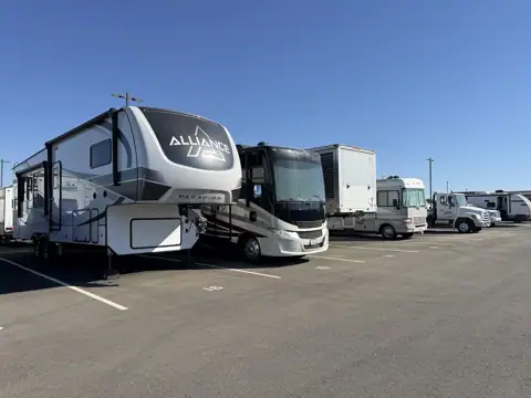 Rancho Cordova Storage photo 3