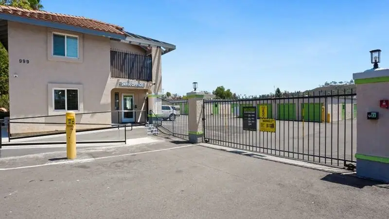 Extra Space Storage, RV storage in San Marcos