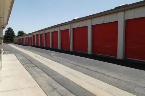 Public Storage photo 3