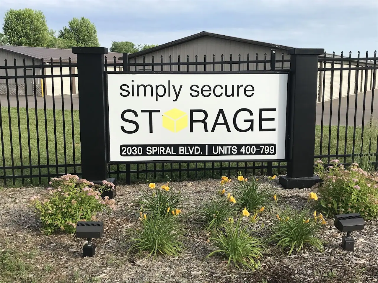 Simply Secure Storage, RV storage in Hastings