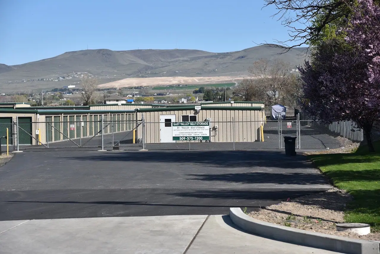 East Valley Self Storage, RV storage in Moxee