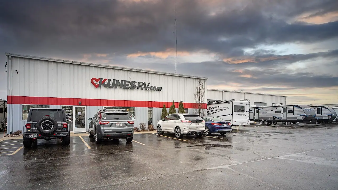 Kunes RV of Elkhorn, RV storage in Elkhorn