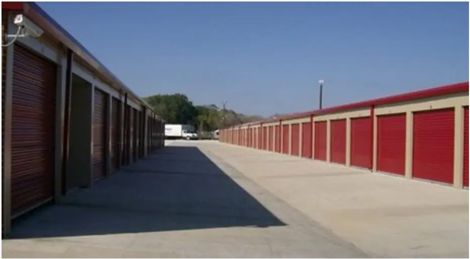 Curio Storage Clute, RV storage in Clute