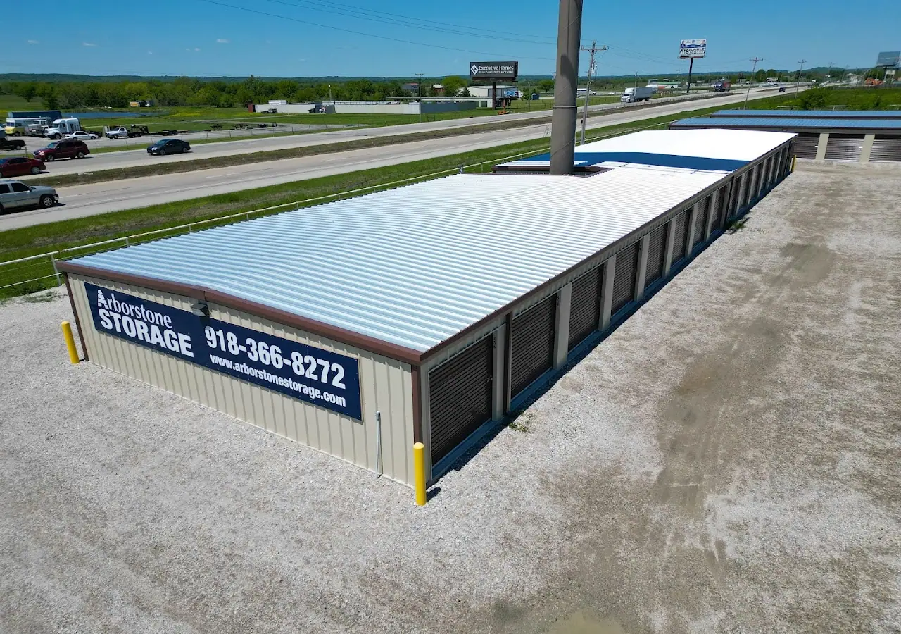 Arborstone Storage, RV storage in Mounds
