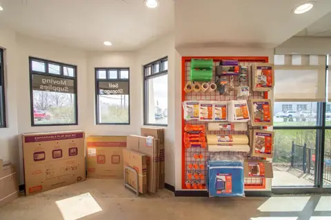 Public Storage photo 3