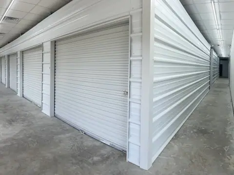 3003 Scarlett St Storage photo 3