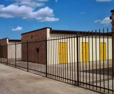 Bellaire-Hillcroft Self Storage photo 2