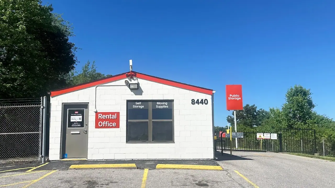 Public Storage, RV storage in St. Louis