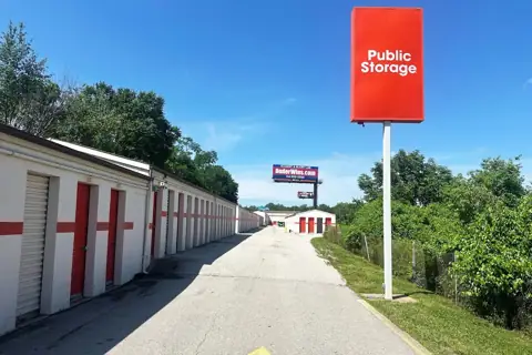 Public Storage photo 2