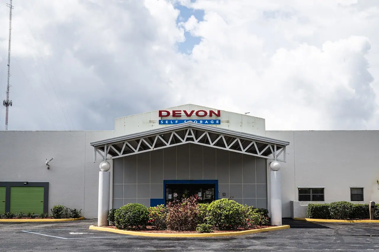 Devon Self Storage Port St. Lucie, Florida, RV storage in Port St. Lucie