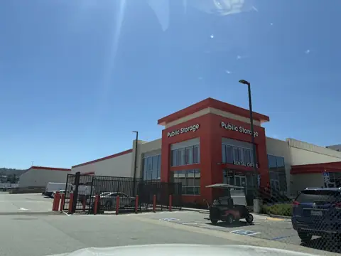 Public Storage photo 3