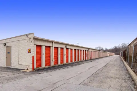 Public Storage photo 2