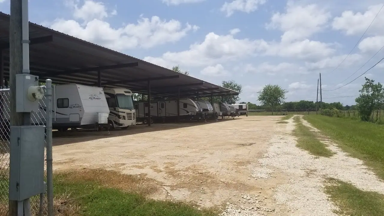 Tradewind RV & Boat Storage, RV storage in Angleton