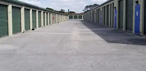 Public Storage photo 2