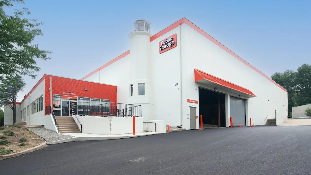 Public Storage, RV storage in Berwyn