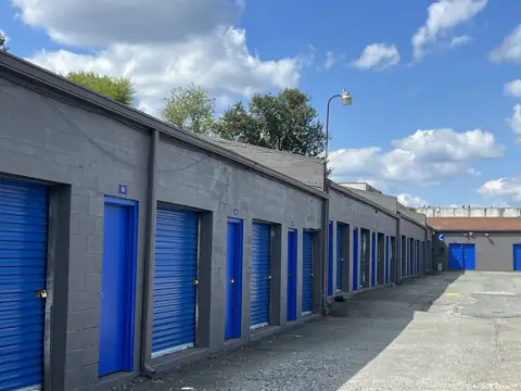 Self Storage Plus photo 3