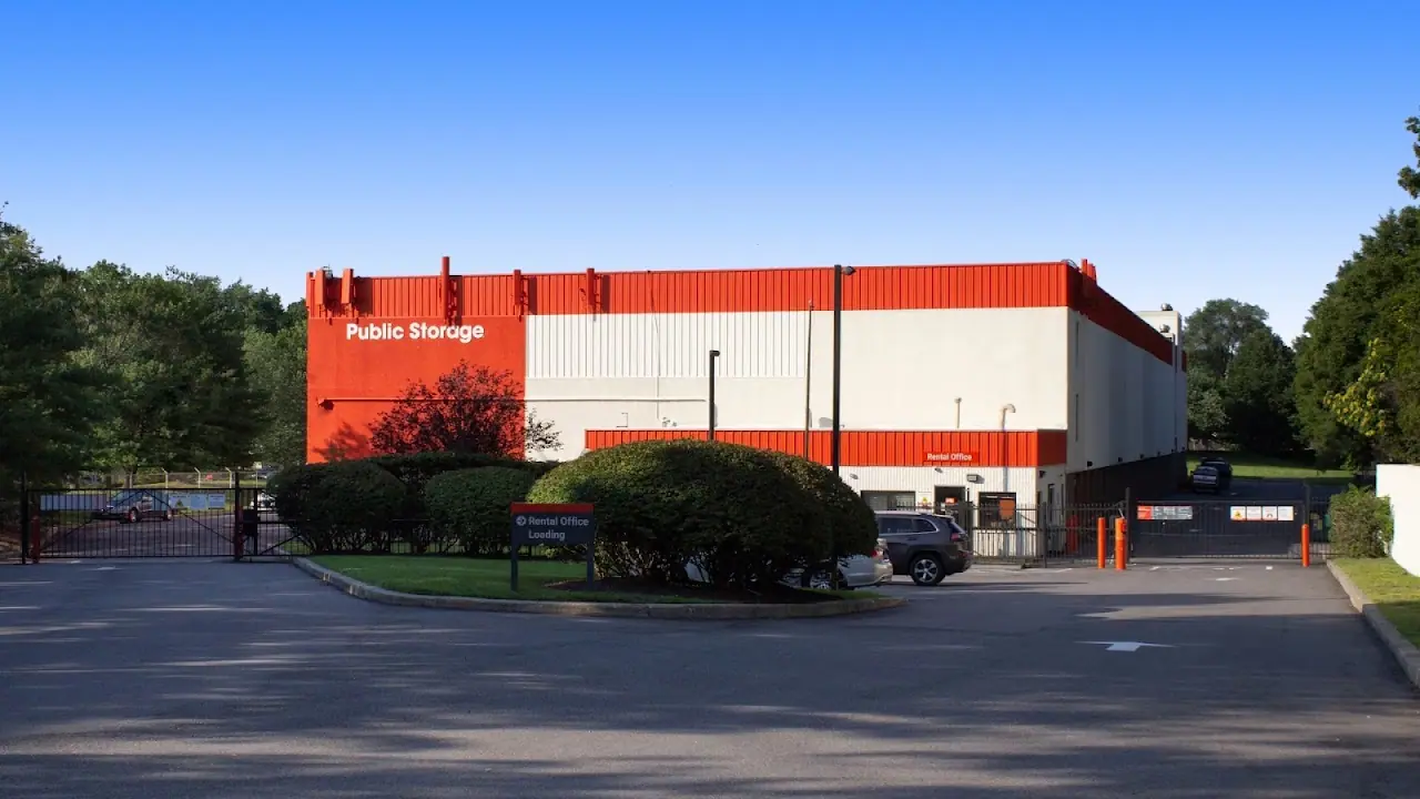 Public Storage, RV storage in Northport