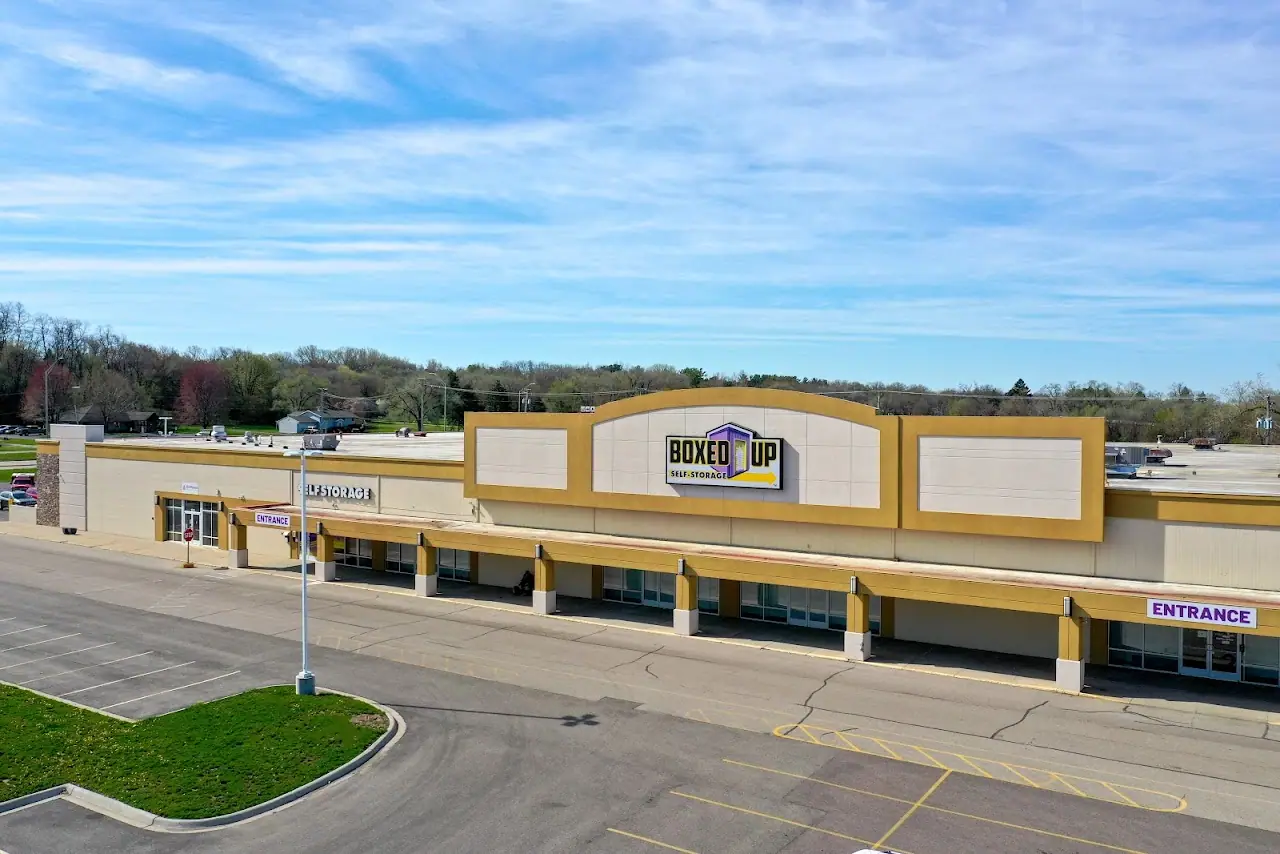 Boxed Up Self-Storage, RV storage in Loves Park
