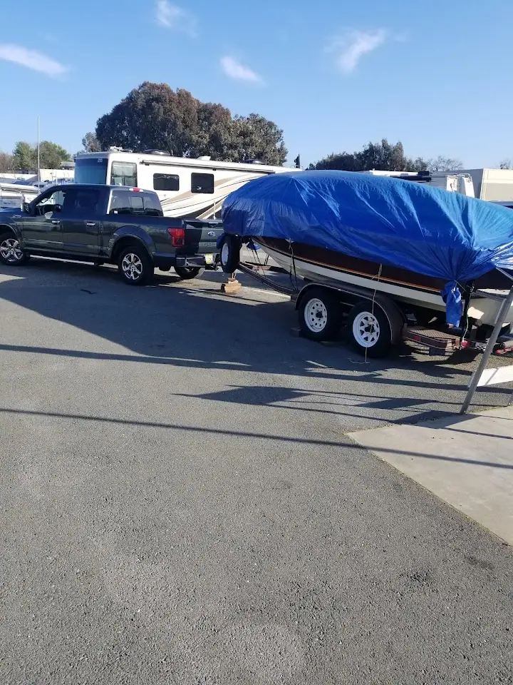 Solano RV Parking, RV storage in Concord