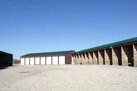 Captains Cove Boat Storage in Taylorsville, KY