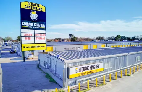 Storage King USA photo 2