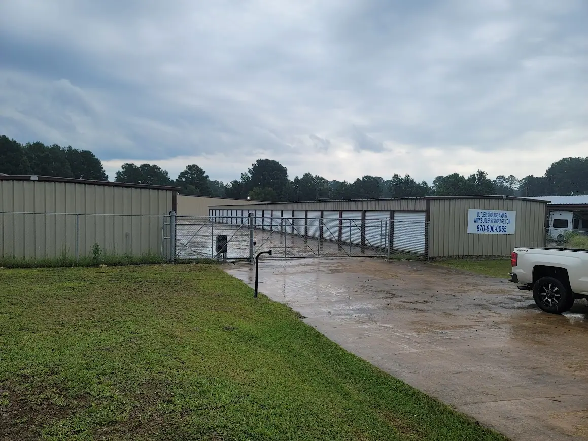Butler Storage and RV, RV storage in Magnolia