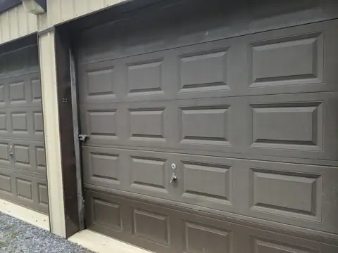 Hillside self storage photo 2