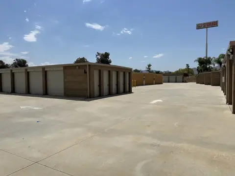 E Street Self Storage photo 2