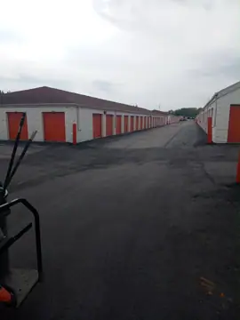Public Storage photo 2