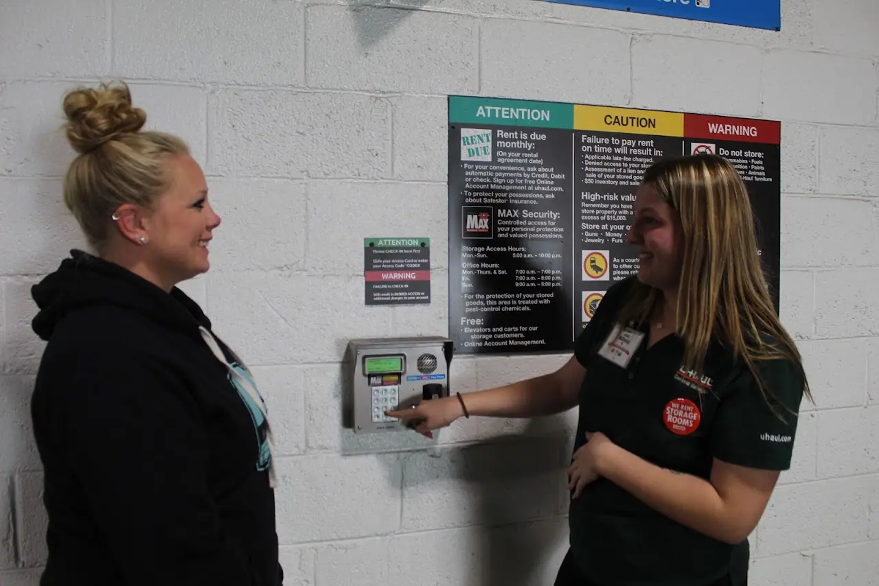Self-Storage at U-Haul, RV storage in Madison
