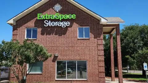 Extra Space Storage in Plano, TX