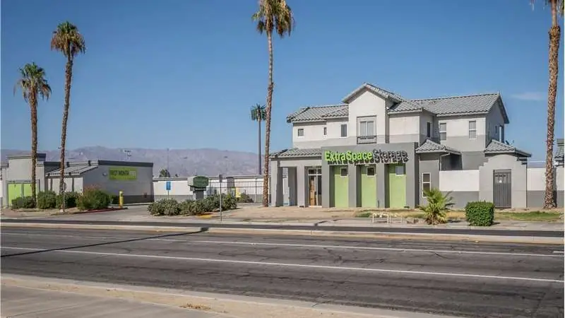 Extra Space Storage, RV storage in La Quinta