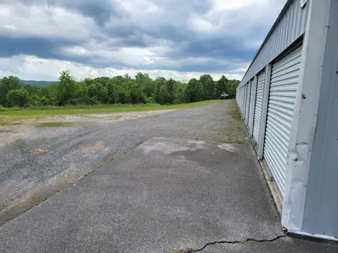 Lakeside Storage in Bean Station, TN
