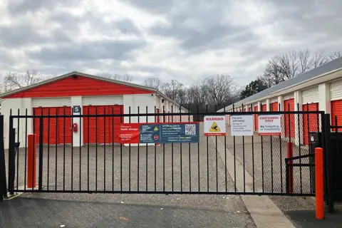 Public Storage photo 2